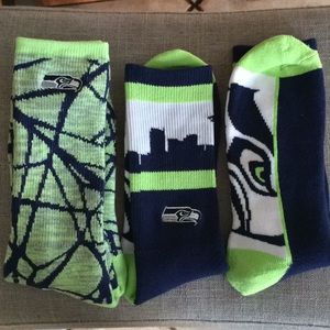 🧦 New Two Pairs Seahawks Plush Socks Mens Sz M/L